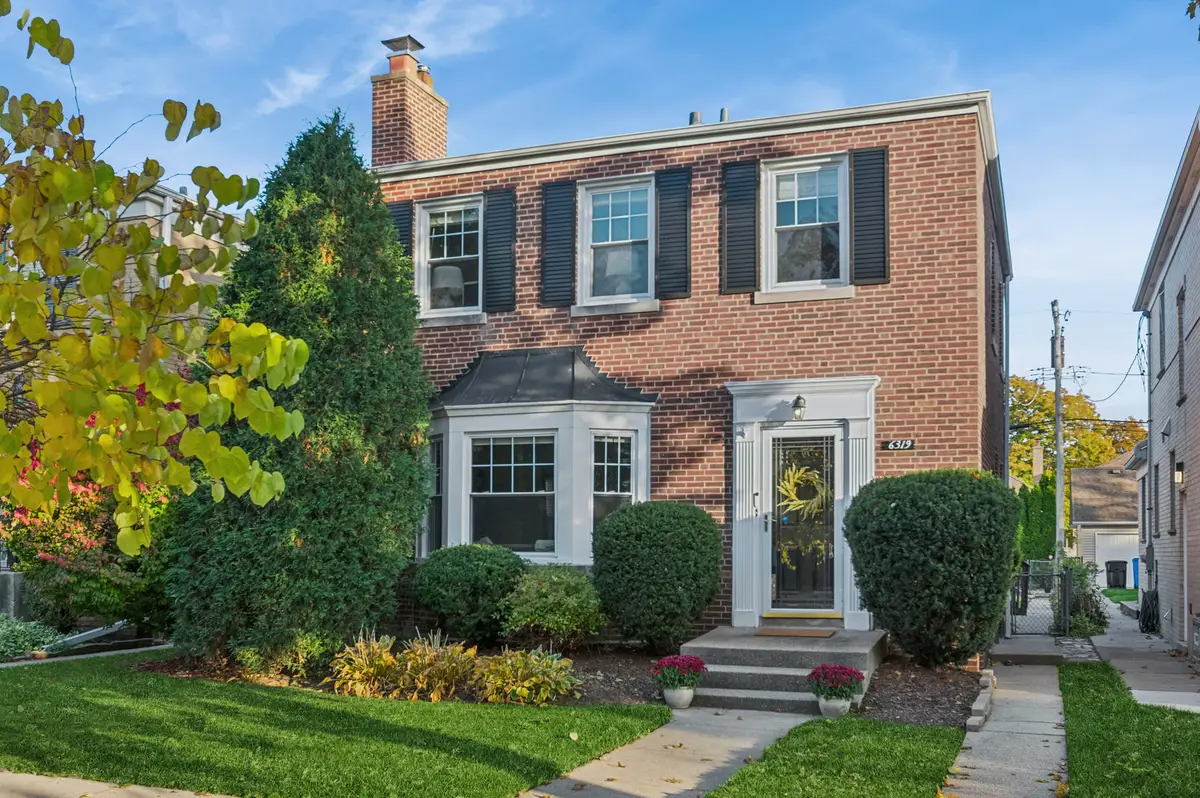 6319 N Le Mai Avenue, Chicago, IL 60646 - Image #1