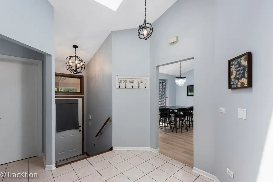 1014 Braemoor Drive, Downers Grove, IL 60515 - Image #3