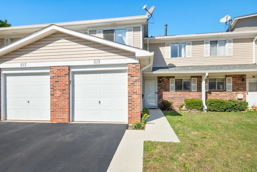 515 Dakota Court, Carol Stream, IL 60188 - Image #2
