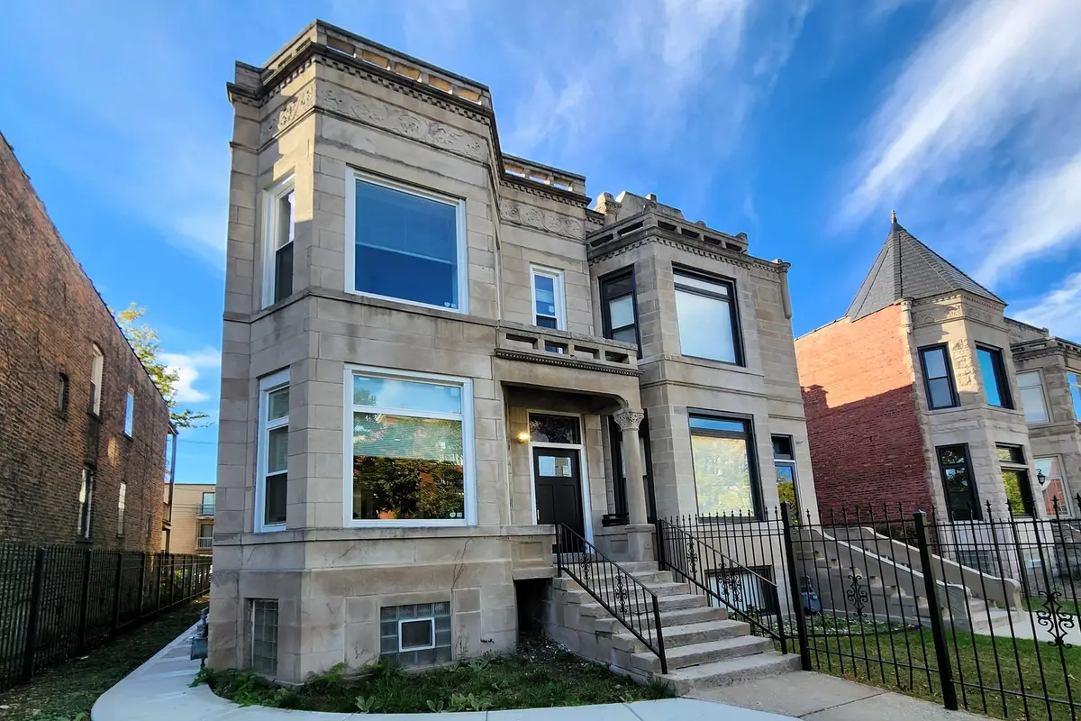 6450 S Greenwood Avenue, Chicago, IL 60637 - Image #1