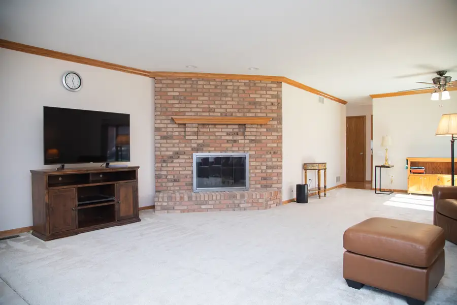 250 Bent Tree Court, New Lenox, IL 60451 - Image #3