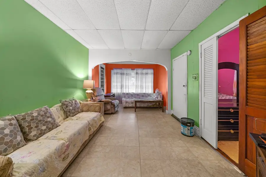 1623 N Artesian Avenue, Chicago, IL 60647 - Image #3