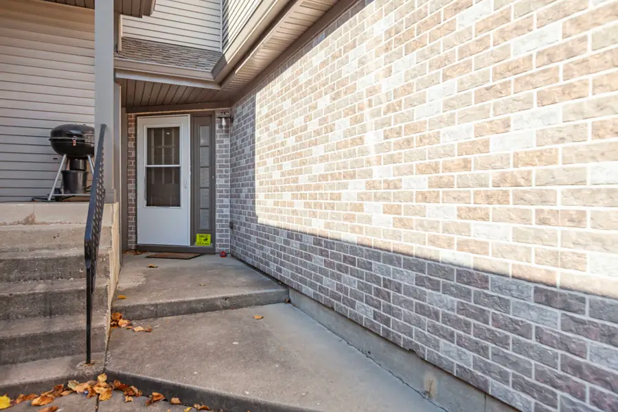 988 Butter Creek Court #4ND, Hoffman Estates, IL 60169 - Image #2