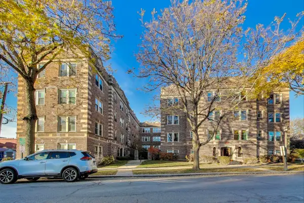 75 E Harris Avenue #3E, La Grange, IL 60525