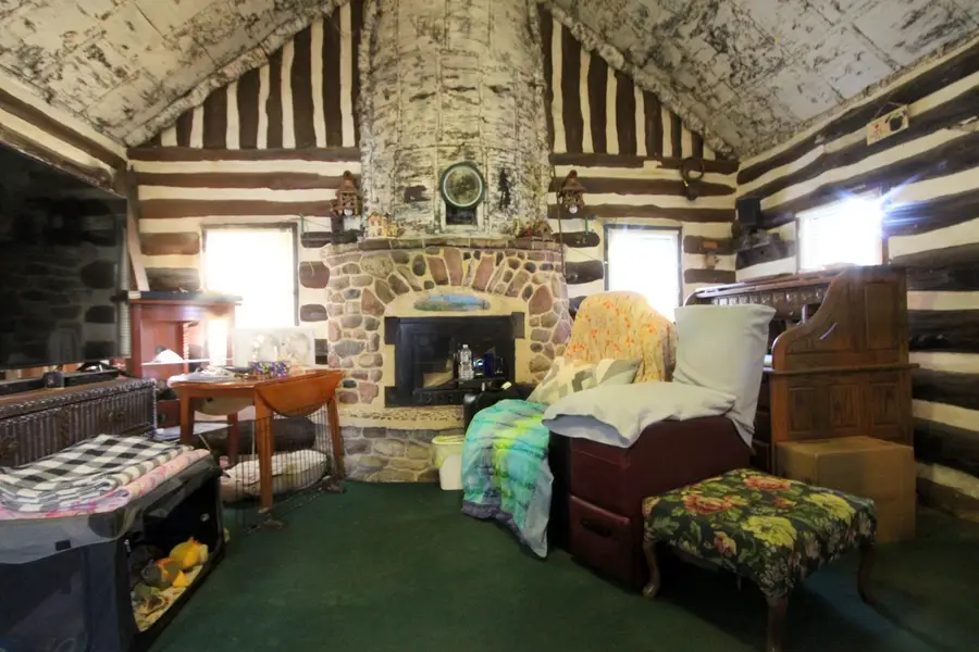 312 N Cresthill Avenue, McHenry, IL 60050 - Image #2