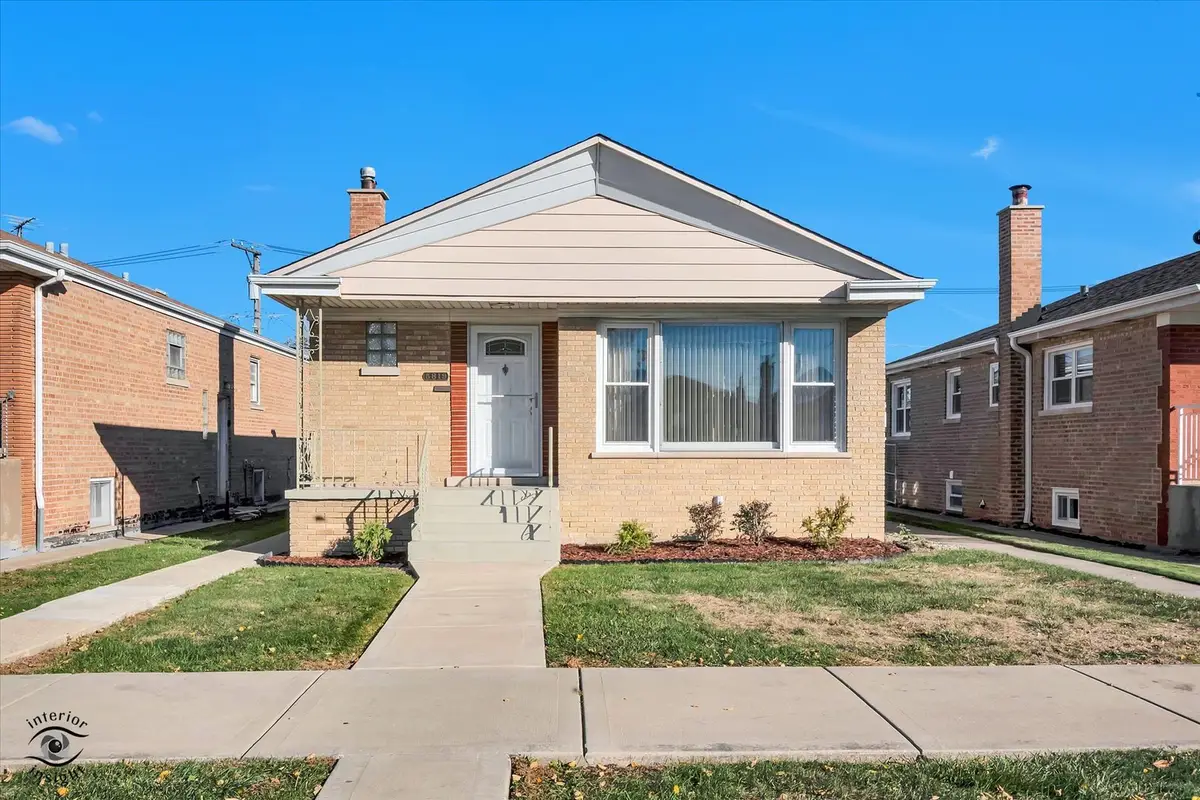 5819 S Mason Avenue, Chicago, IL 60638 - Image #1