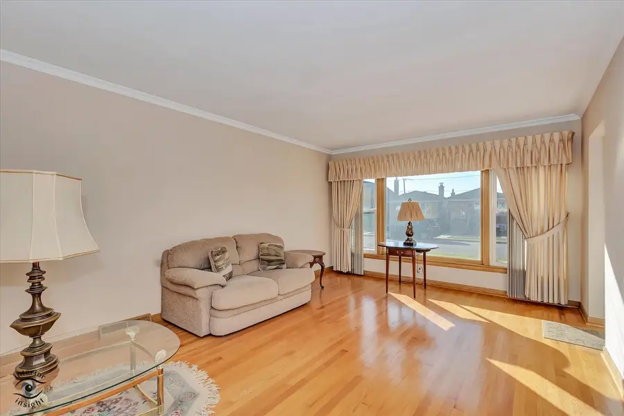 5819 S Mason Avenue, Chicago, IL 60638 - Image #3