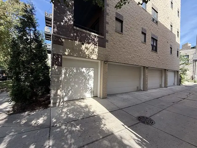 2835 N Lakewood Avenue #P10P19, Chicago, IL 60657 - Image #2