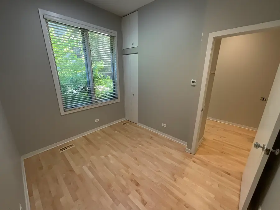 1221 W Cottage Place, Chicago, IL 60607 - Image #3