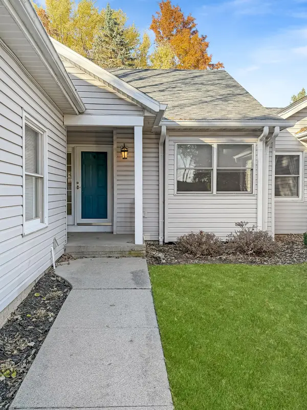 3445 Daren Drive #3445, Freeport, IL 61032