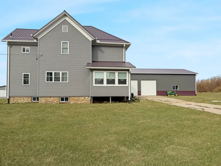 2916 Pleasant Street, Freeport, IL 61032 - Image #2