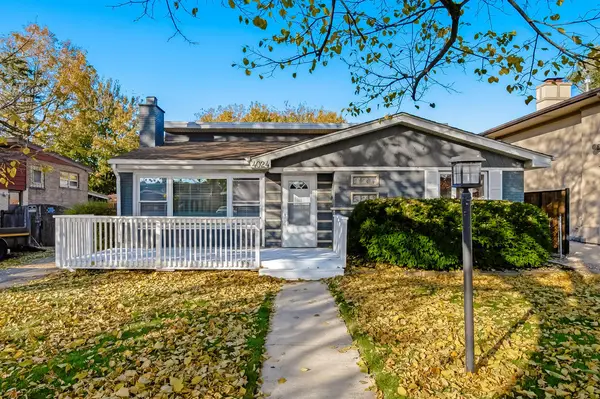 4024 W 106th Street, Oak Lawn, IL 60453