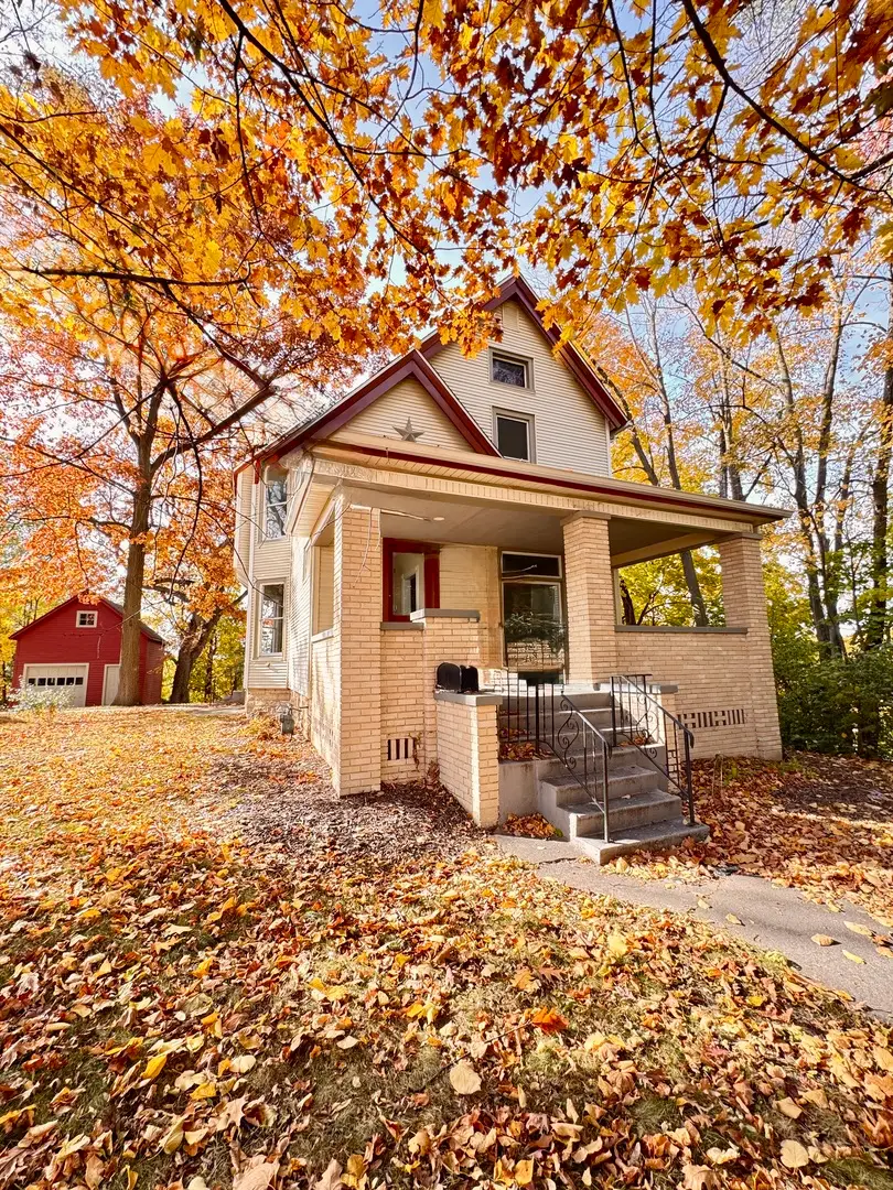 105 S Dement Avenue, Dixon, IL 61021 - Image #2