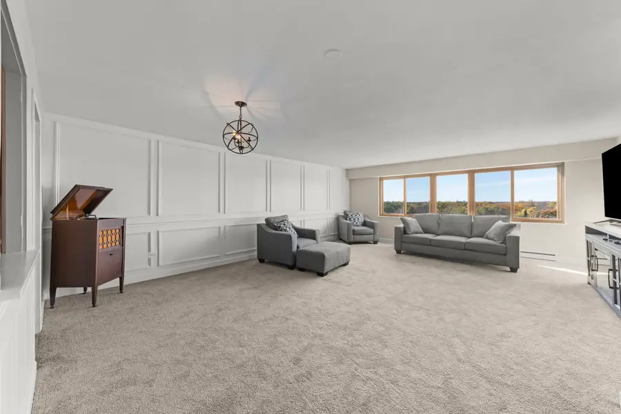 141 N La Grange Road #803, La Grange, IL 60525 - Image #3