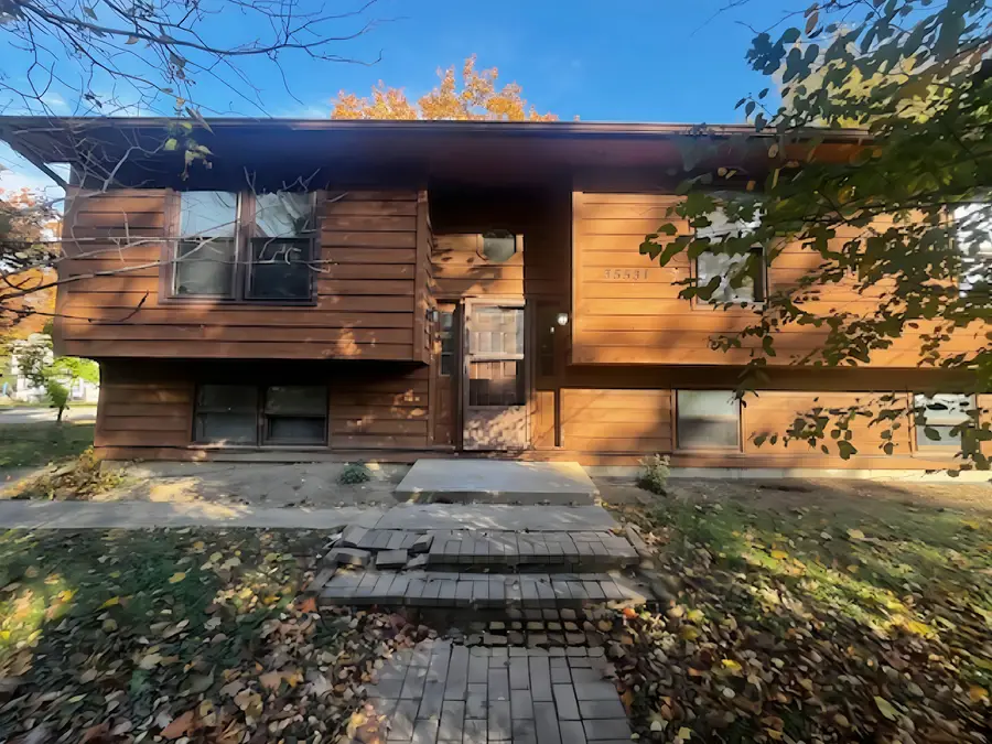 35531 N Sunnyside Avenue, Ingleside, IL 60041 - Image #2