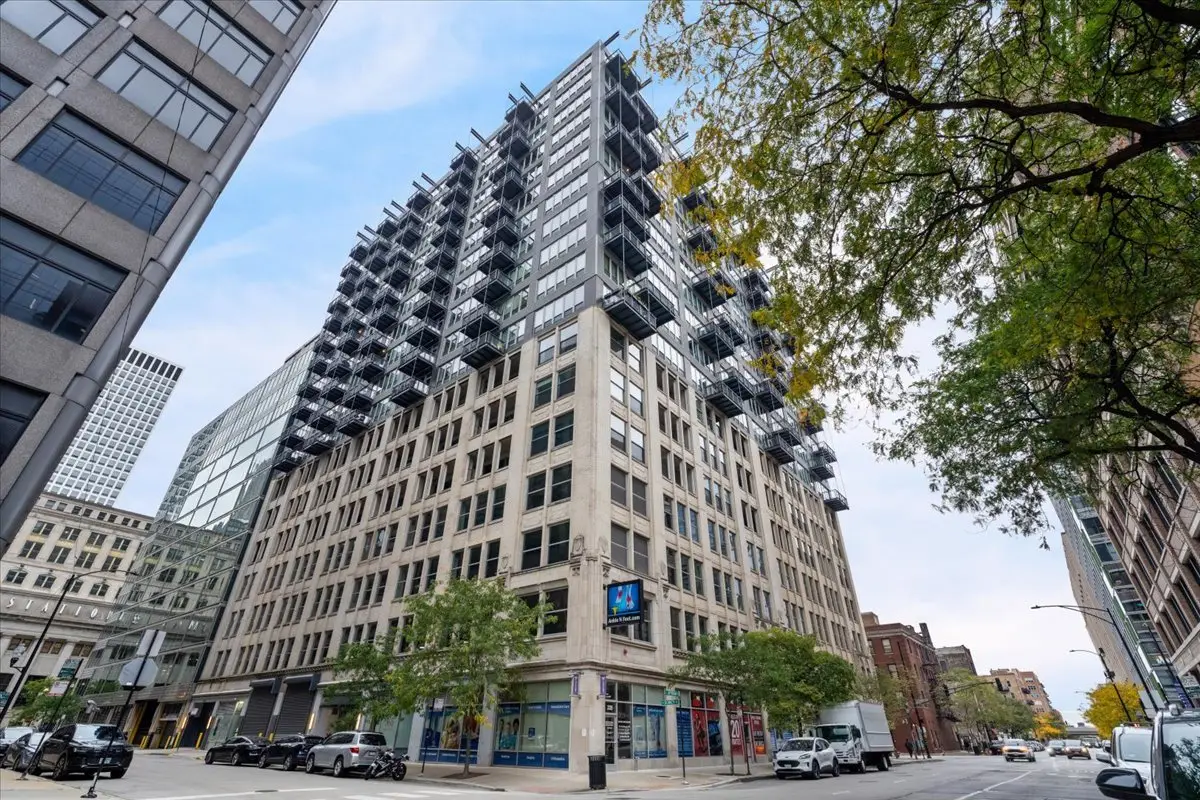 565 W Quincy Street #1202, Chicago, IL 60661 - Image #1