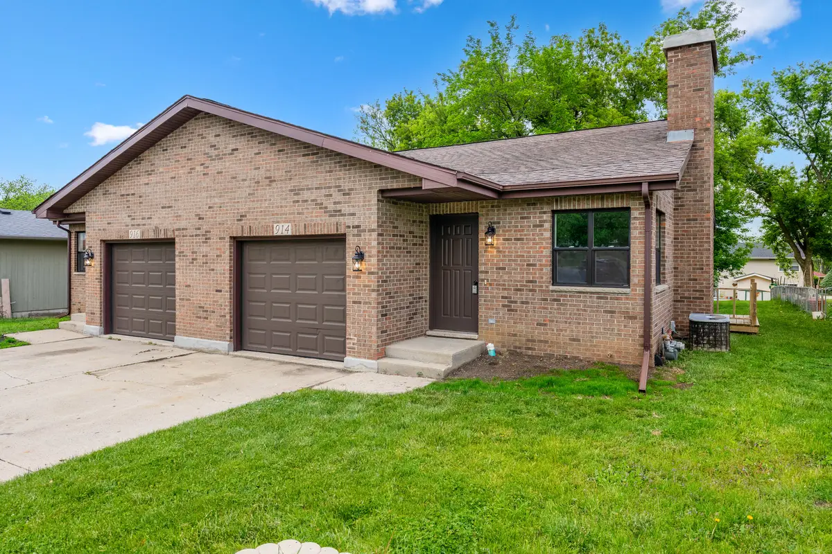 Address Withheld By Seller, Woodstock, IL 60098 - Image #1