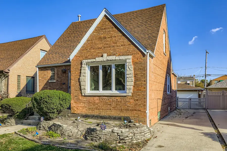 5637 S Natoma Avenue, Chicago, IL 60638 - Image #2