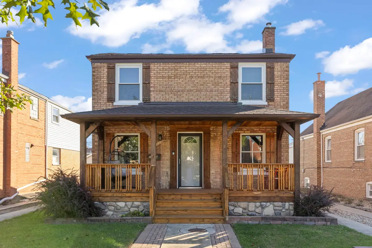 5733 S New England Avenue, Chicago, IL 60638 - Image #1