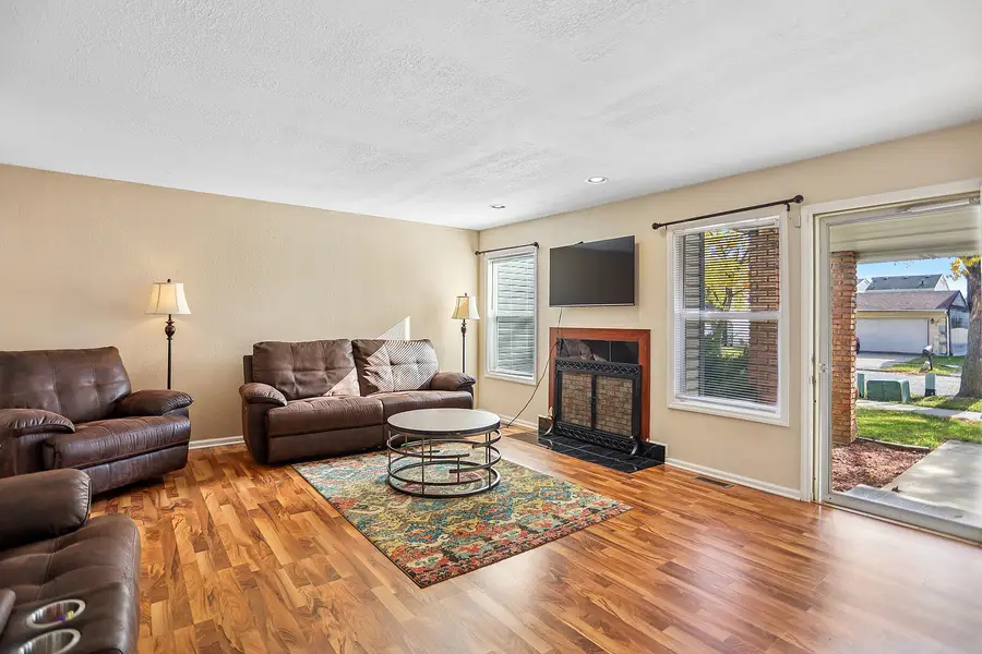 912 Cordoba Court, University Park, IL 60466 - Image #2