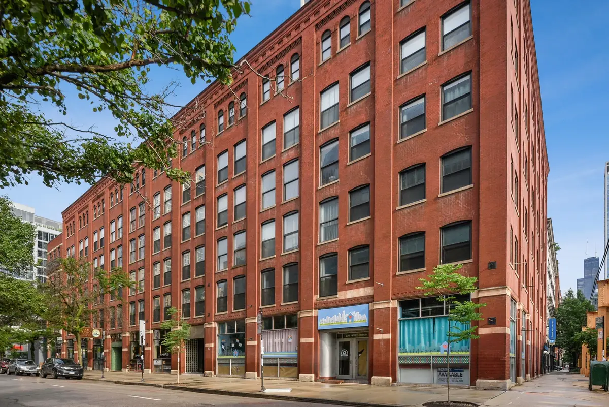 225 W Huron Street #516, Chicago, IL 60610 - Image #1