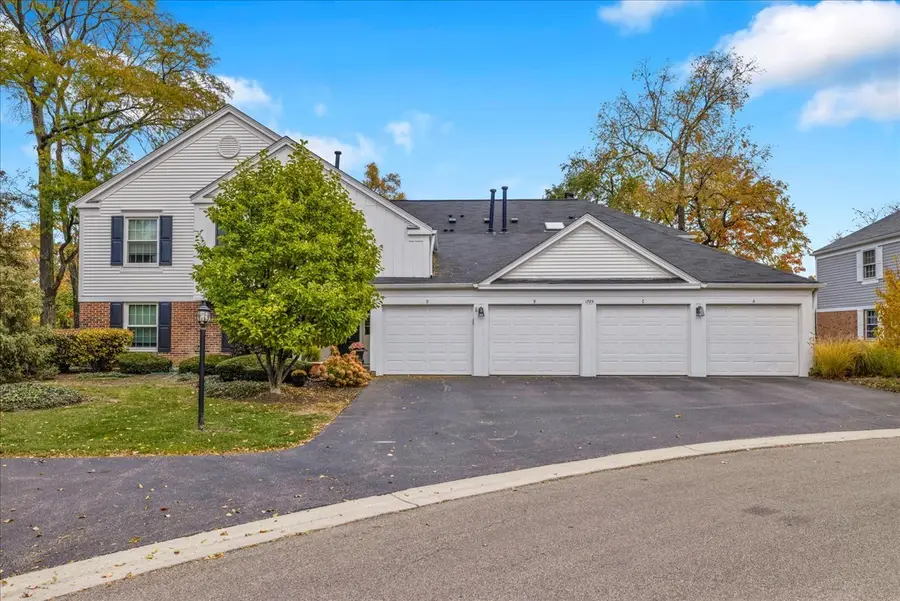 1785 Grosvenor Circle #A, Wheaton, IL 60189 - Image #2