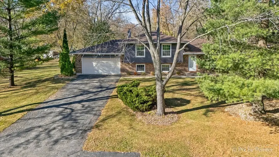 4N850 E Mary Drive, Saint Charles, IL 60175 - Image #2