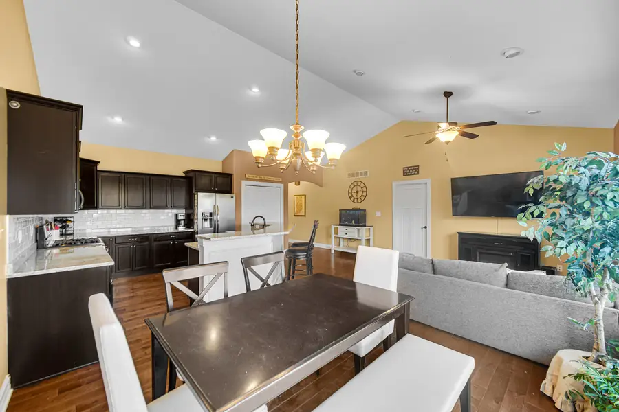 3002 Winter Garden Drive, Valparaiso, IN 46385 - Image #2