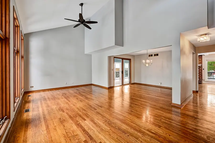 Address Withheld By Seller, Burr Ridge, IL 60527 - Image #2