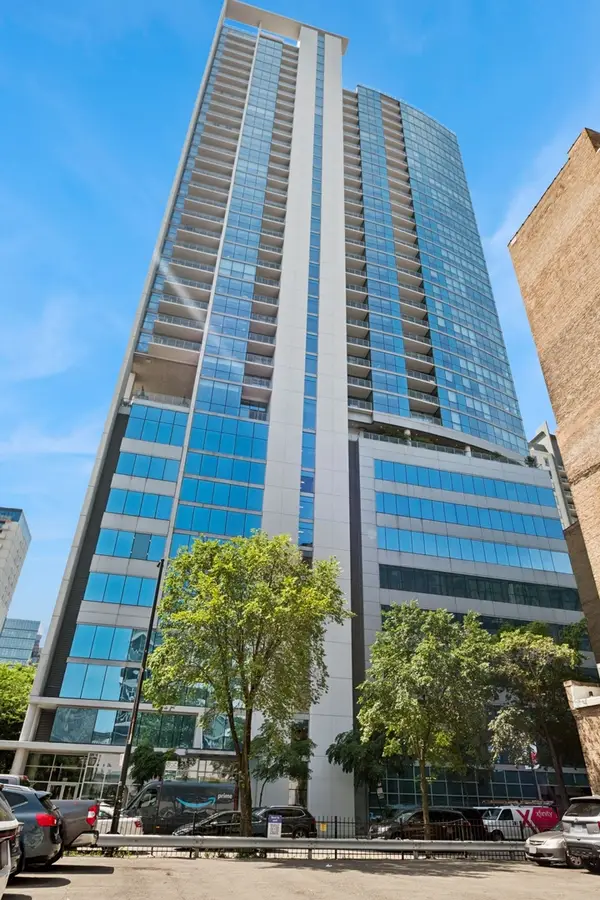 303 W Ohio Street #1407, Chicago, IL 60654