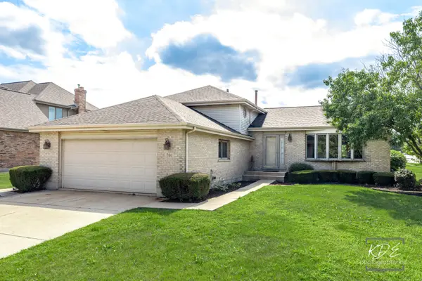 701 Bishops Drive, New Lenox, IL 60451