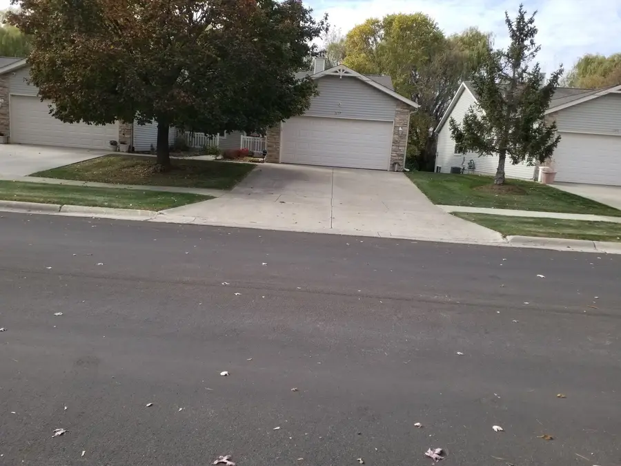 1122 Trowbridge Lane, Rockford, IL 61107 - Image #2