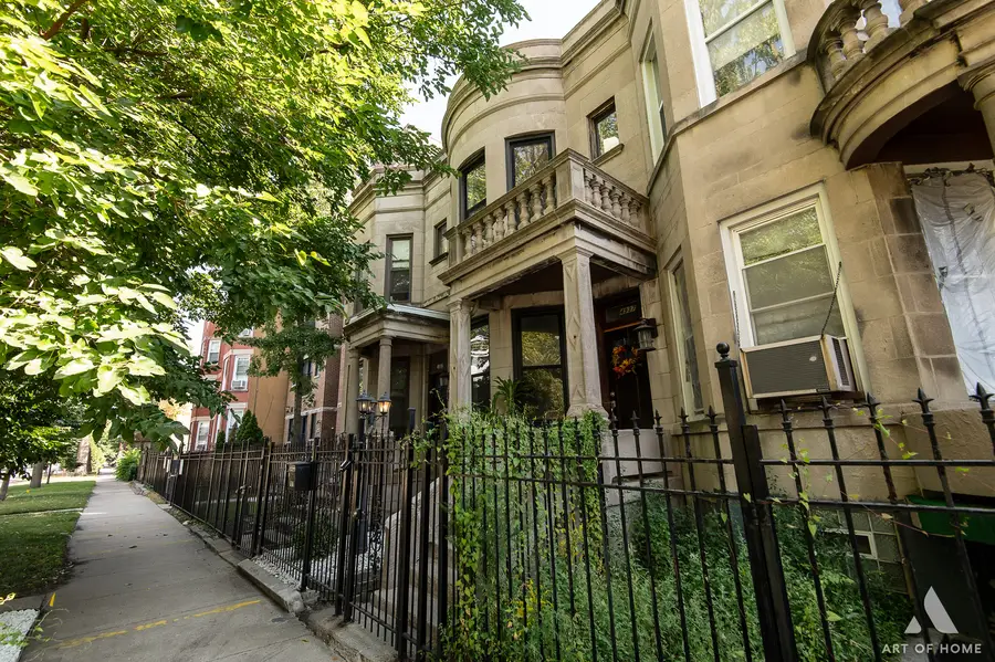 4937 S Prairie Avenue, Chicago, IL 60615 - Image #2