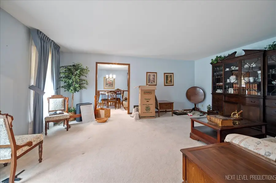 2350 Tanglewood Court, Aurora, IL 60506 - Image #3