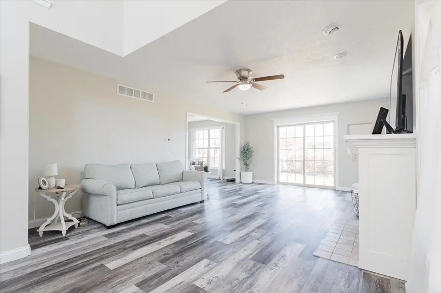 1236 Blue Bill Way, Normal, IL 61761 - Image #3