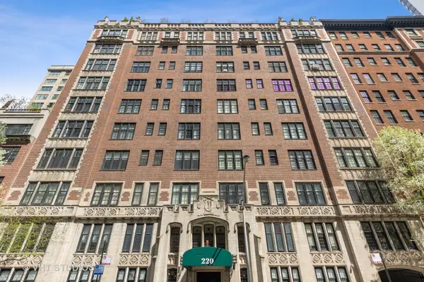 220 E Walton Place #9W, Chicago, IL 60611