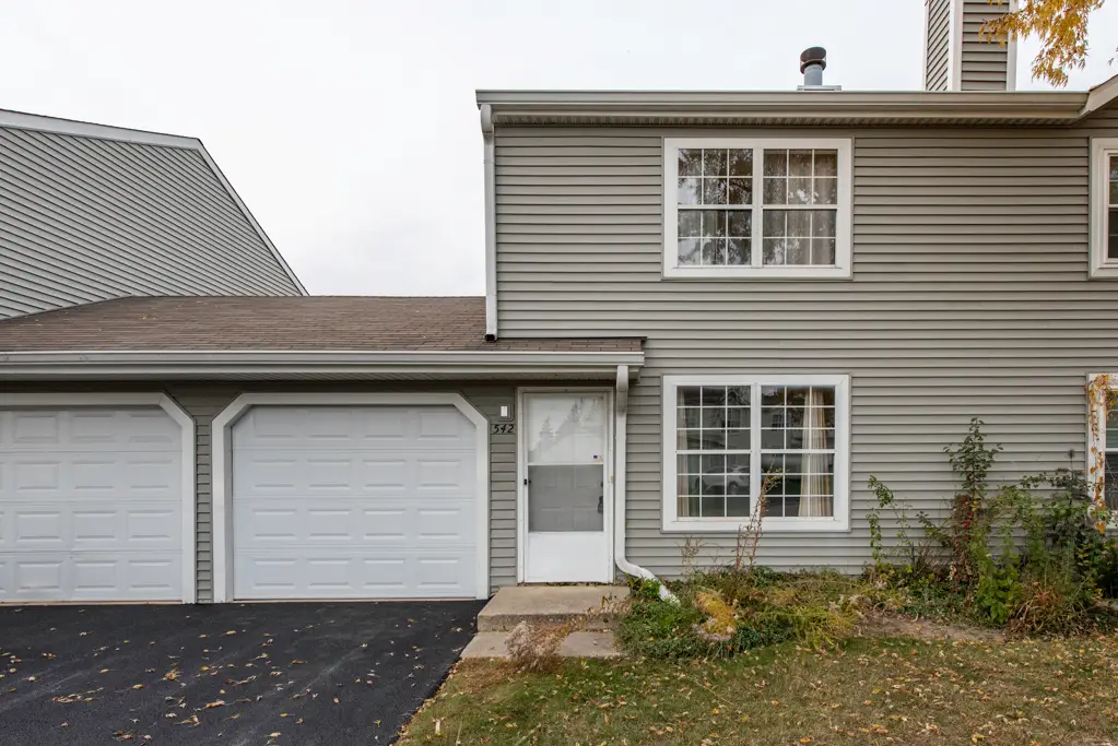 542 Normandie Lane, Round Lake Beach, IL 60073 - Image #1