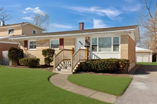 15666 Woodlawn East Avenue, South Holland, IL 60473