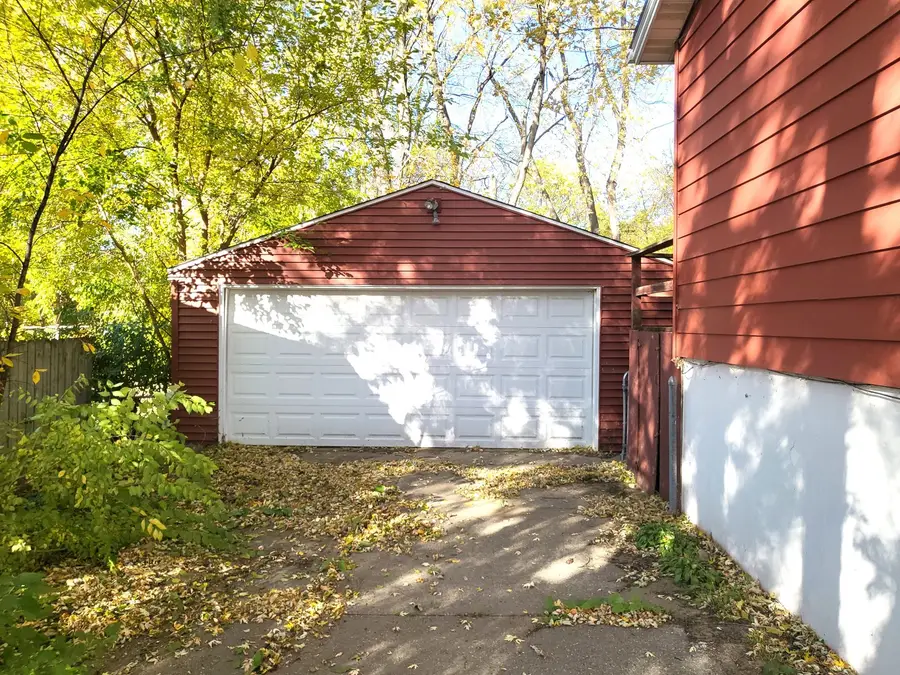 1914 Plateau Avenue, Loves Park, IL 61111 - Image #3