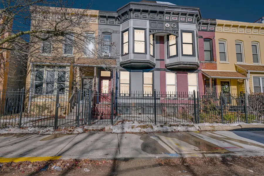 2324 W Warren Boulevard, Chicago, IL 60612 - Image #2