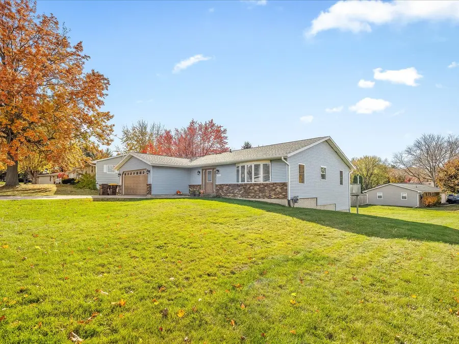 1919 Tomahawk Court, Freeport, IL 61032 - Image #2