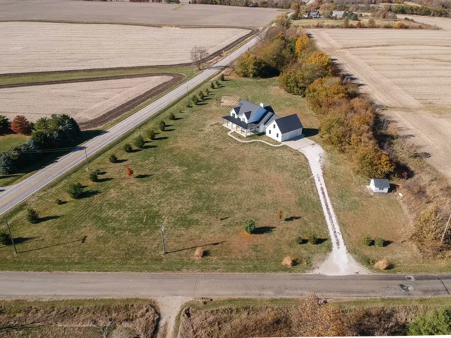 16658 N 200 East Road, Danvers, IL 61732 - Image #2