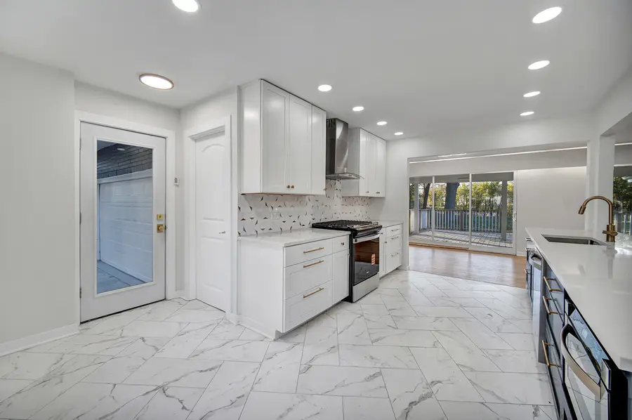 Address Withheld By Seller, Flossmoor, IL 60422 - Image #3