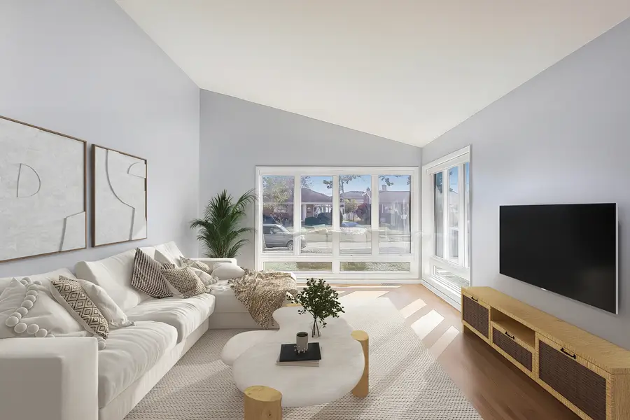 11122 Martindale Drive, Westchester, IL 60154 - Image #2