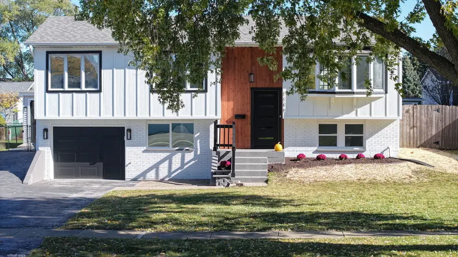 7209 Hawthorne Avenue, Woodridge, IL 60517 - Image #2