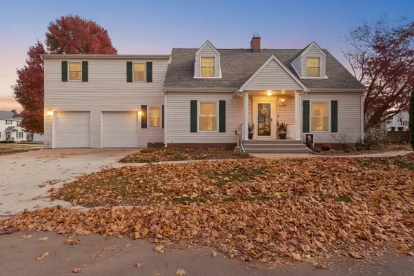 1408 Avenue D, Sterling, IL 61081