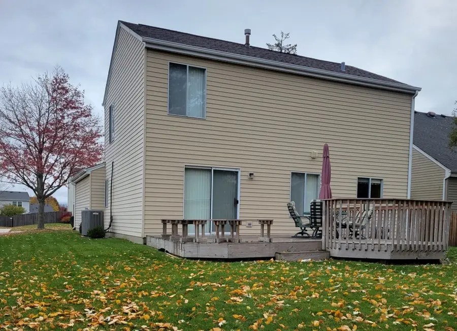 654 Tacoma Drive, Carol Stream, IL 60188 - Image #2