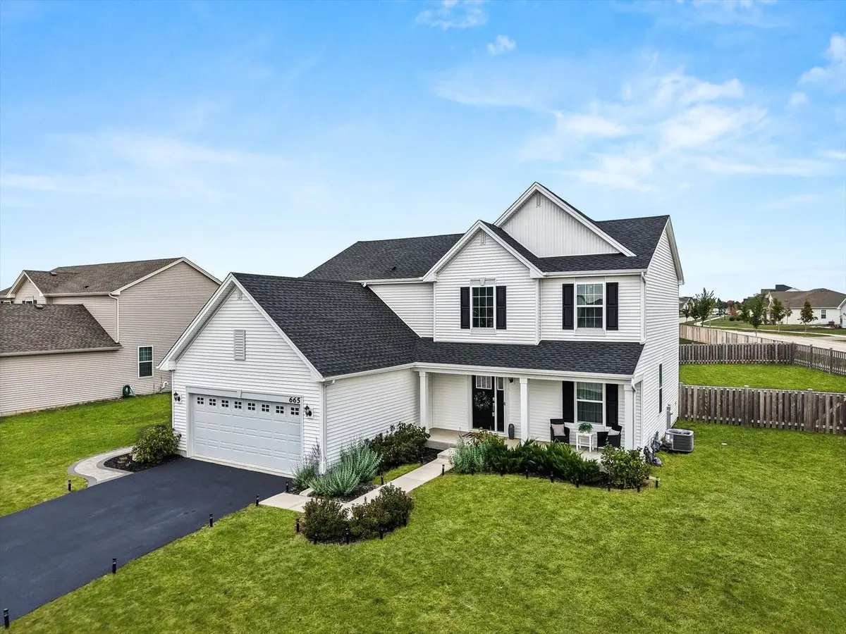 665 Braemore Lane, Yorkville, IL 60560 - Image #1