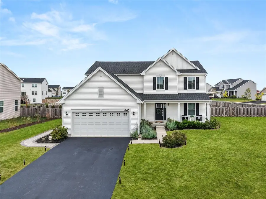 665 Braemore Lane, Yorkville, IL 60560 - Image #2