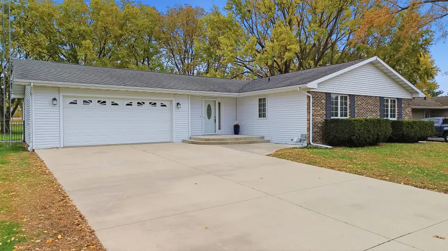 3816 Stacie Lane, Rock Falls, IL 61071 - Image #2